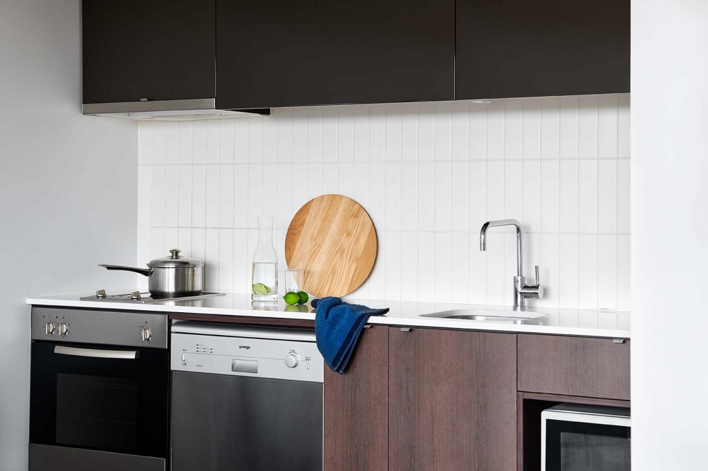 punthill-dandenong-one-bedroom-apartment-kitchen